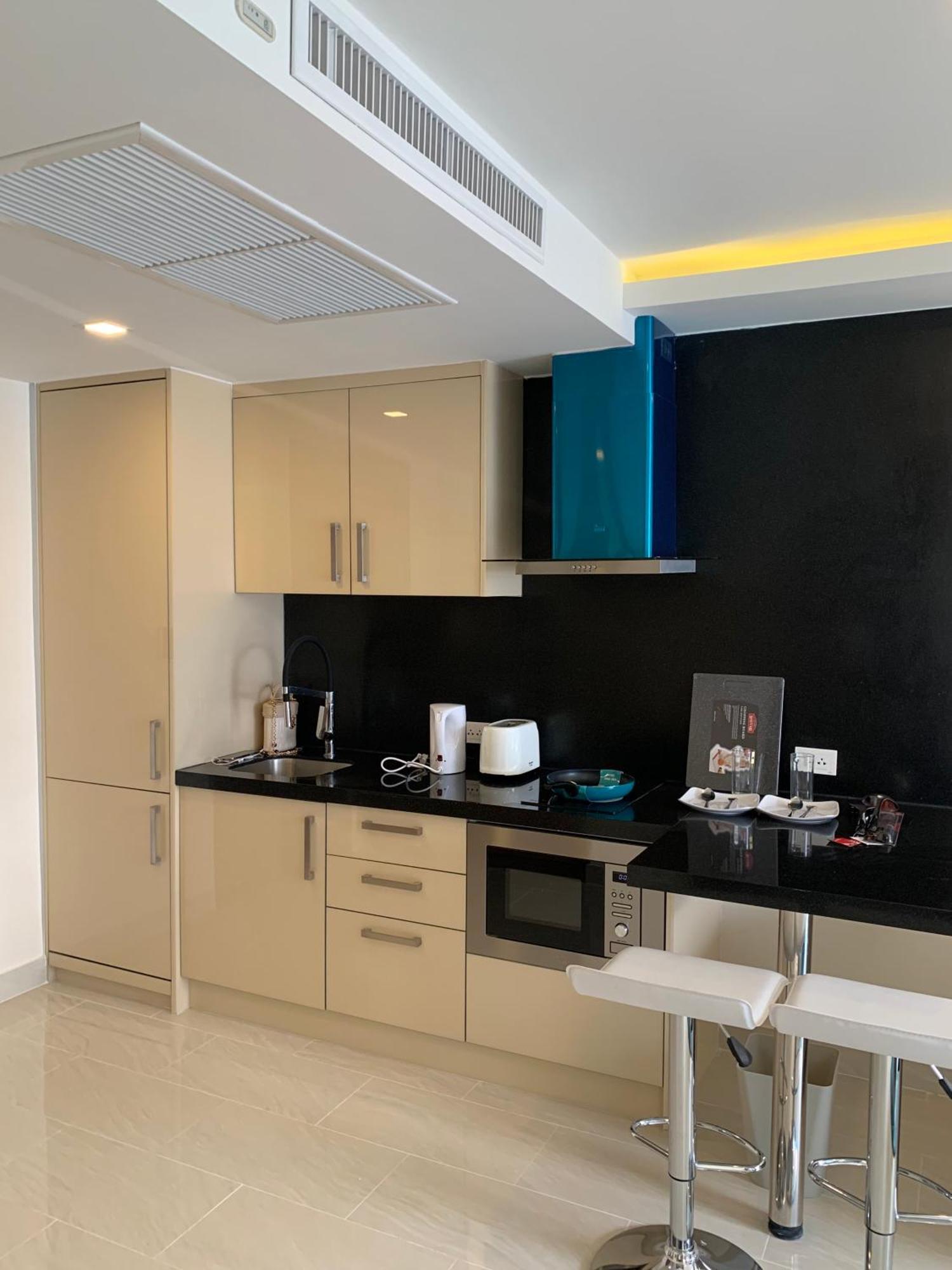 Centara Avenue Residence By Daisy Pattaya 1 外观 照片
